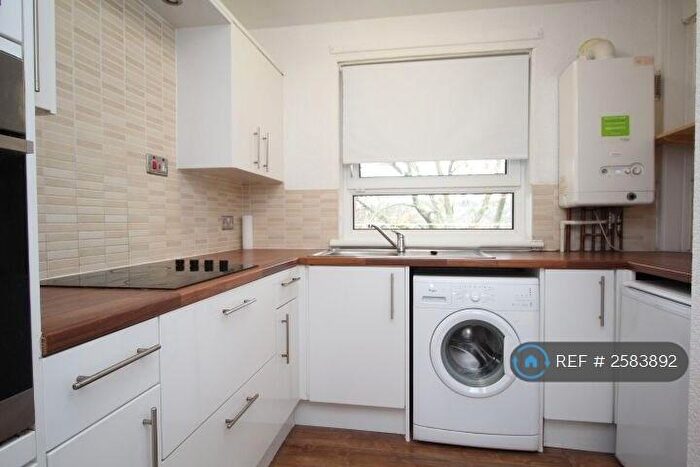 1 Bedroom Flat To Rent In Burnbank Terrace, Glasgow, G20