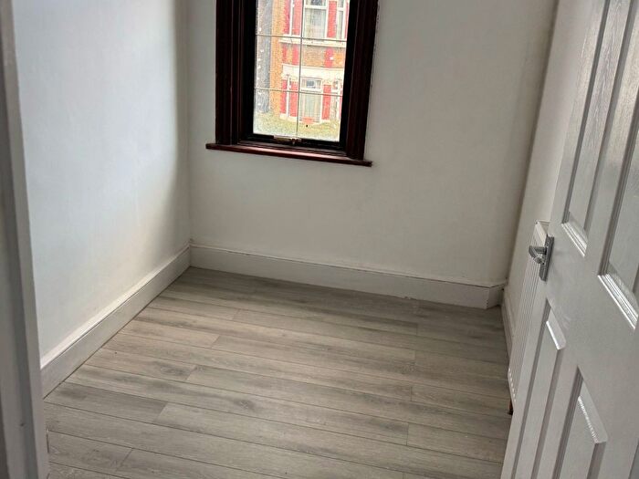 3 Bedroom Terraced House To Rent In Westwood Road, Ilford, IG3