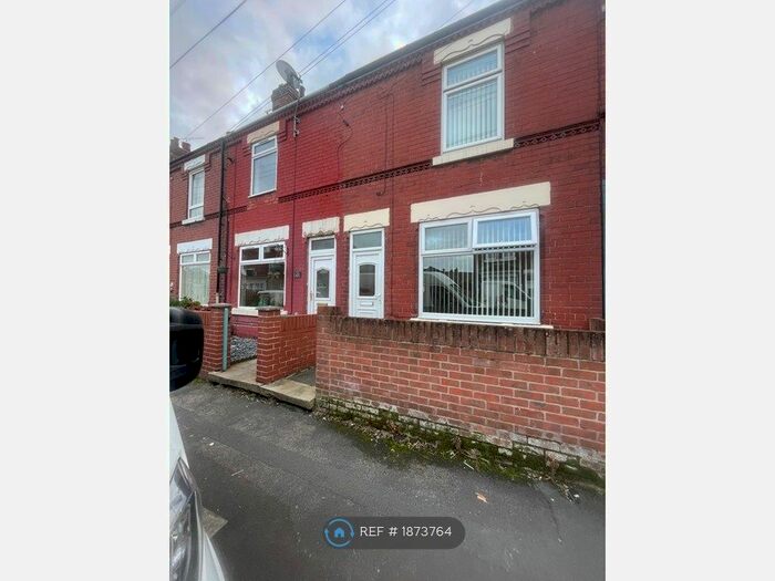 3 Bedroom Terraced House To Rent In West End Avenue, Doncaster, DN5