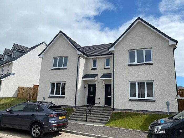 3 Bedroom Semi-Detached House To Rent In Muirton Farm Road, Kirkcaldy, KY1