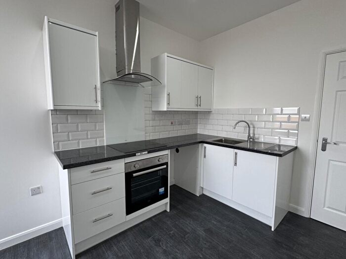 2 Bedroom Flat To Rent In London Road North, Lowestoft, NR32