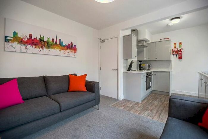 4 Bedroom Terraced House To Rent In Filton Avenue, Filton, Bristol, BS34