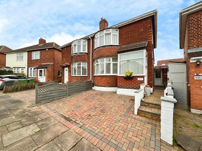 2 Bedroom Semi Detached House For Sale In Roydene Crescent, Leicester, Leicestershire, LE4