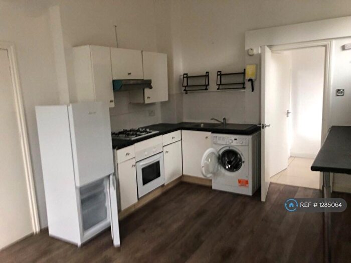 1 Bedroom Flat To Rent In Purely, Surrey, CR8
