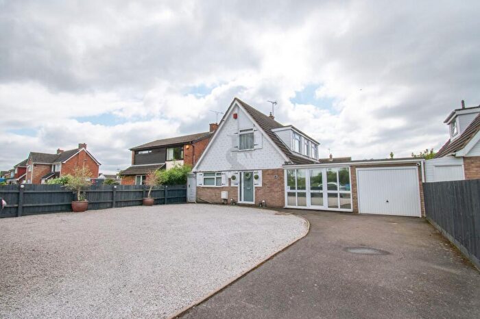 3 Bedroom Detached House For Sale In Park View, Leicester, LE3