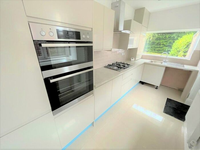 3 Bedroom Semi-Detached House To Rent In Parklands Drive, Fulwood, PR2