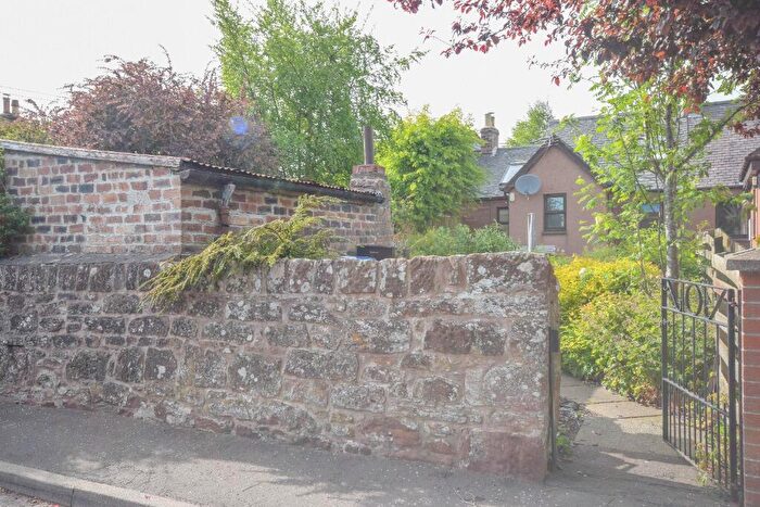 2 Bedroom Cottage To Rent In Duthie Street, Kirriemuir, Angus, DD8