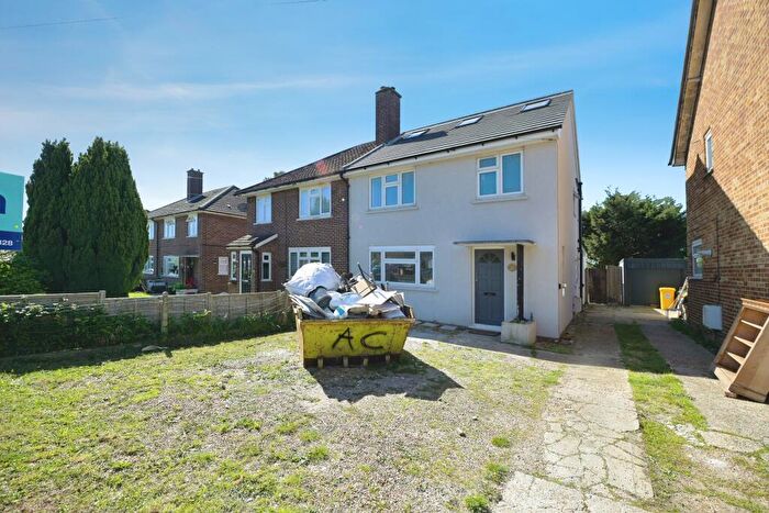 5 Bedroom Semi-Detached House For Sale In Bell Avenue, Romford, RM3