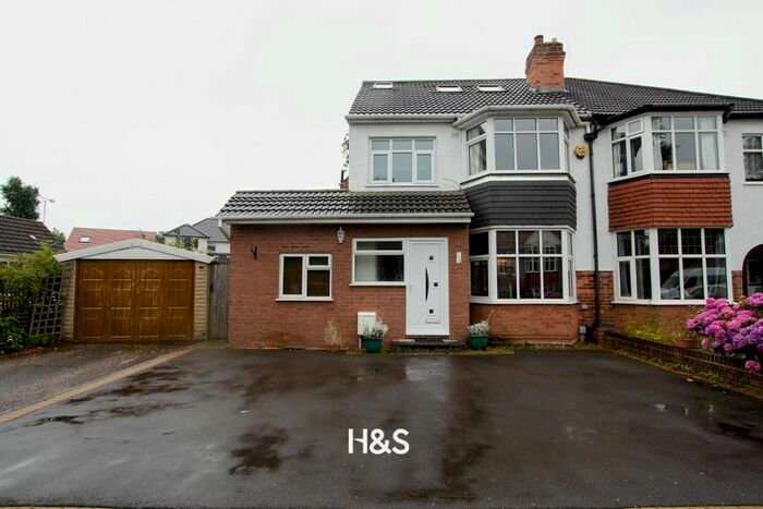 5 Bedroom Property To Rent In Welford Road, Shirley, Solihull, B90
