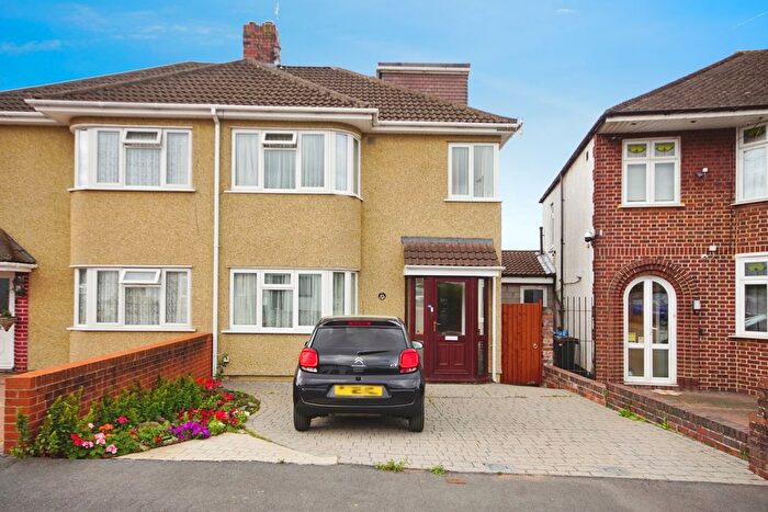 4 Bedroom Semi-Detached House For Sale In Radley Road, Bristol, Somerset, BS16