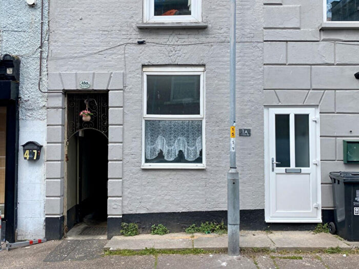 2 Bedroom Apartment To Rent In York Road, Great Yarmouth, Norfolk, NR30