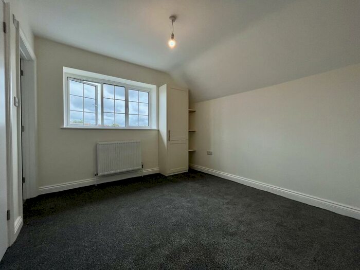 2 Bedroom Apartment To Rent In Castle Street, Portchester, PO16