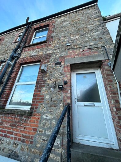 2 Bedroom Maisonette To Rent In Sherborne Road, Yeovil, BA21