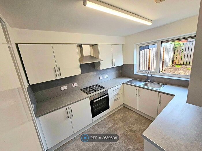 4 Bedroom Terraced House To Rent In Berkeley Path, Luton, LU2