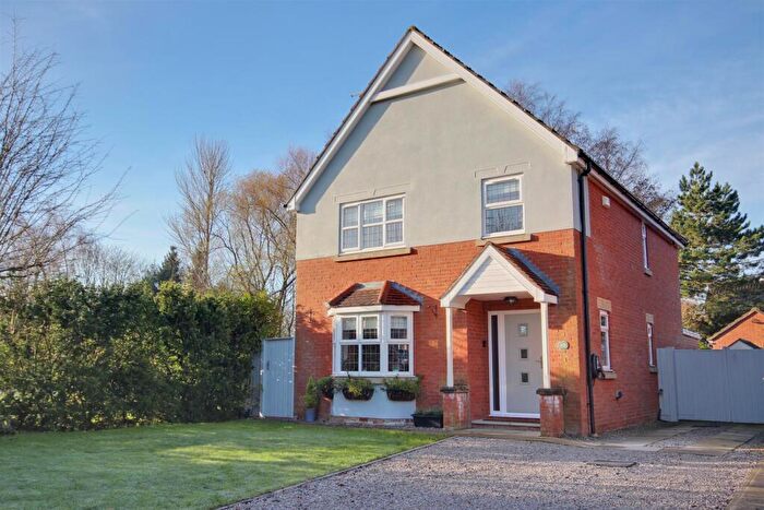 4 Bedroom Detached House For Sale In The Orchard, Leven, HU17