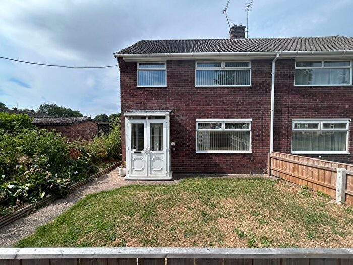 3 Bedroom Semi-Detached House To Rent In Burden Road, Beverley, East Yorkshire, HU17