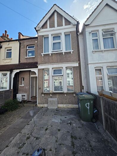 1 Bedroom Maisonette To Rent In Harrow, HA3