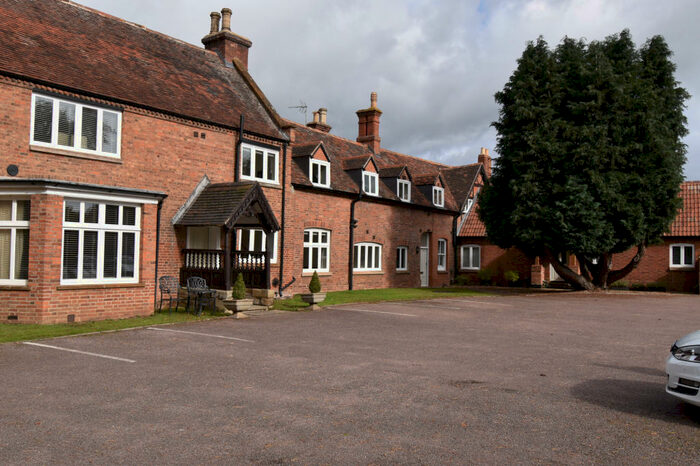 2 Bedroom Cottage To Rent In Westham House, Barford, Warwickshire, CV35