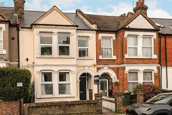2 Bedroom Flat For Sale In Overcliff Road, Ladywell, SE13