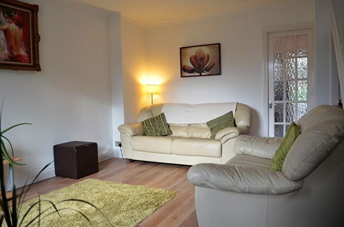 2 Bedroom Terraced House To Rent In Broadhurst Gardens, Littlemore, Oxford, OX4