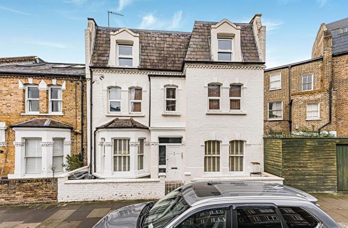 1 Bedroom Flat To Rent In Varna Road, Parsons Green, SW6