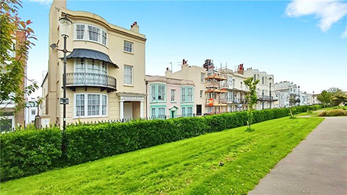 1 Bedroom Apartment For Sale In The Steyne, Bognor Regis, West Sussex, PO21