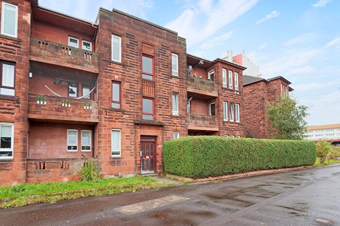 3 Bedroom Flat For Sale In / Great Western Road, Glasgow, G13