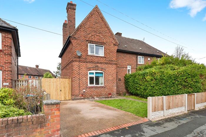 3 Bedroom End Of Terrace House For Sale In Sycamore Drive, Chester, Cheshire, CH4