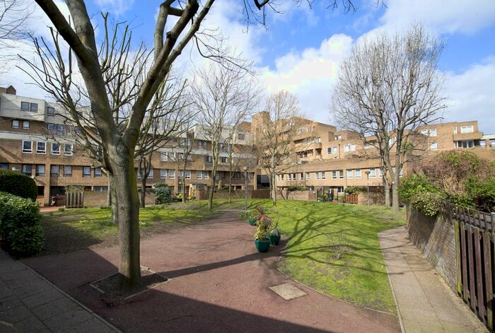 1 Bedroom Flat To Rent In Burr Close, St Katharines Way, London, E1W