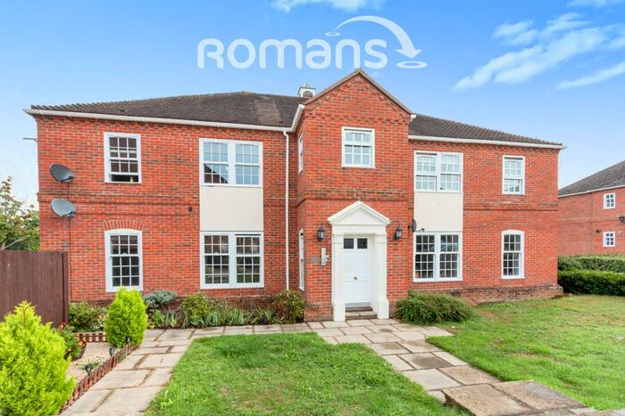 1 Bedroom Apartment To Rent In Calcott Park, Yateley, GU46