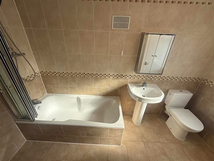 2 Bedroom Terraced House To Rent In Wilsons Lane, Longford, Coventry, CV6