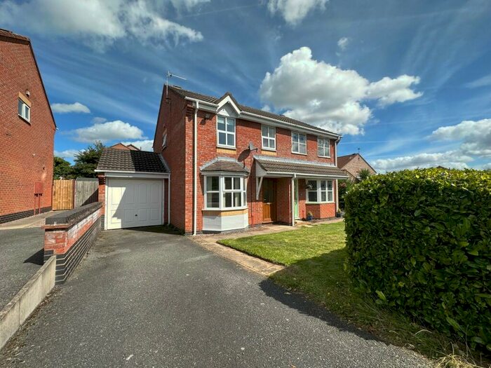 3 Bedroom House To Rent In The Osiers, Loughborough, LE11