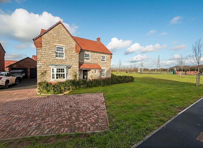 5 Bedroom Detached House To Rent In Epicure Road, Thornbury, BS35