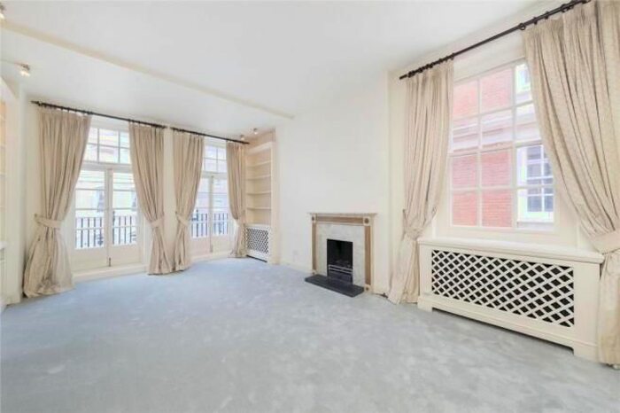 1 Bedroom Flat To Rent In Old Brompton Road, London, SW5