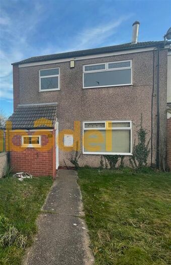 3 Bedroom Terraced House To Rent In Richardson Close, Clifton, Nottingham, NG11