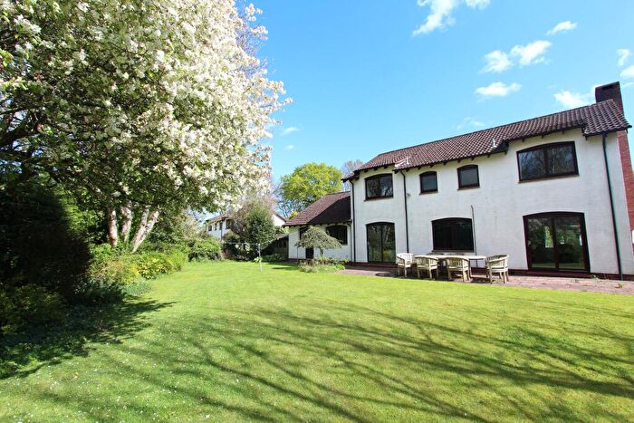 5 Bedroom Detached House For Sale In High Bank, West Hill, EX11