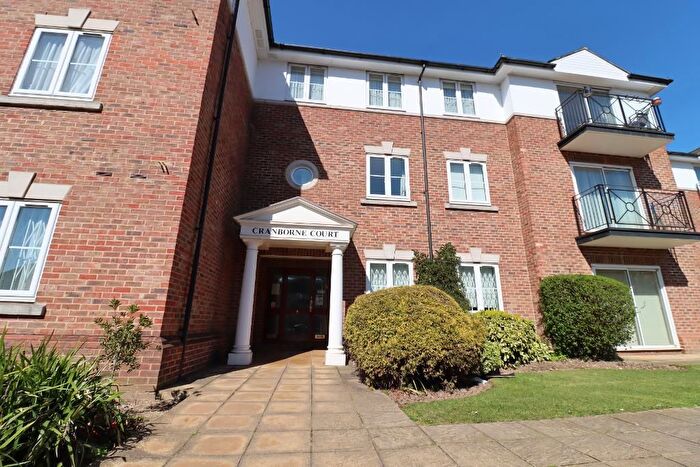 2 Bedroom Flat To Rent In Cranbourne Court, Hale Lane, Edgware, Middlesex, HA8