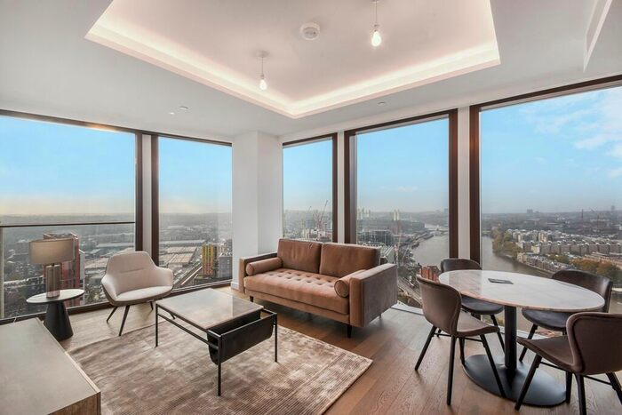 2 Bedroom Flat To Rent In Carnation Way, London, SW8