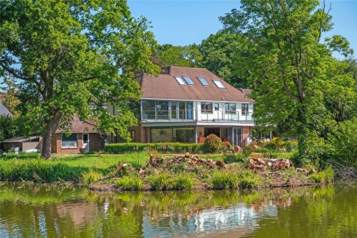 5 Bedroom Detached House For Sale In Barnfield Wood Close, Beckenham, BR3