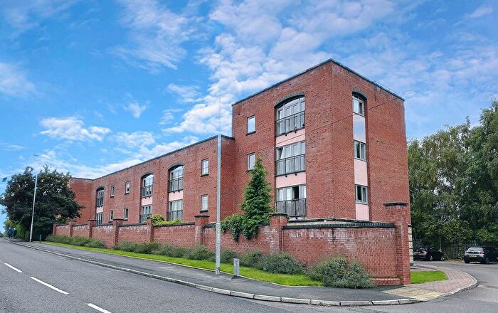 2 Bedroom Flat To Rent In Station Road, Latchford, Warrington, WA4