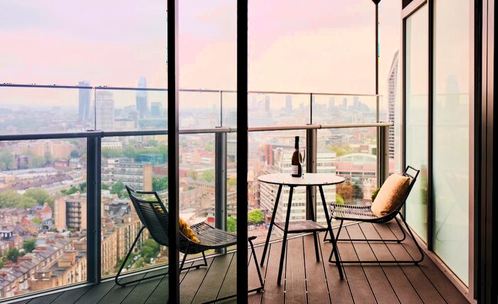 2 Bedroom House To Rent In Churchyard Row, London, SE11