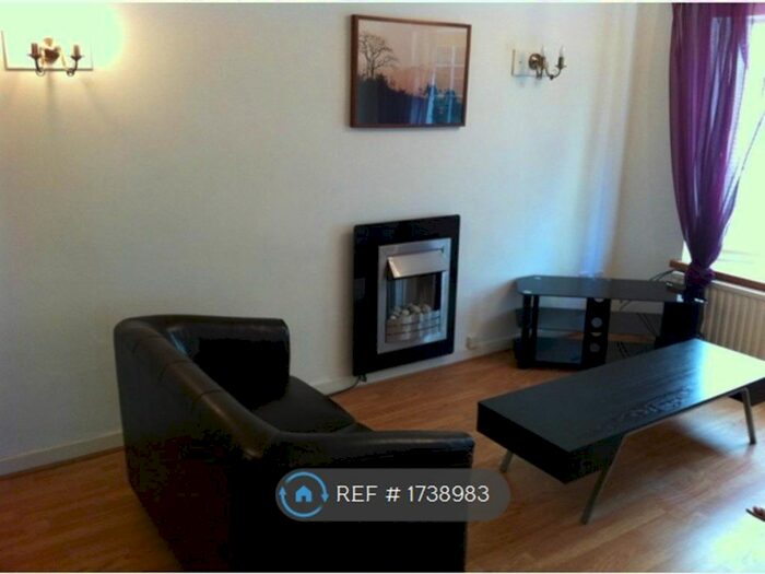 2 Bedroom Maisonette To Rent In Gregory Court, Nottinghamshire, NG7