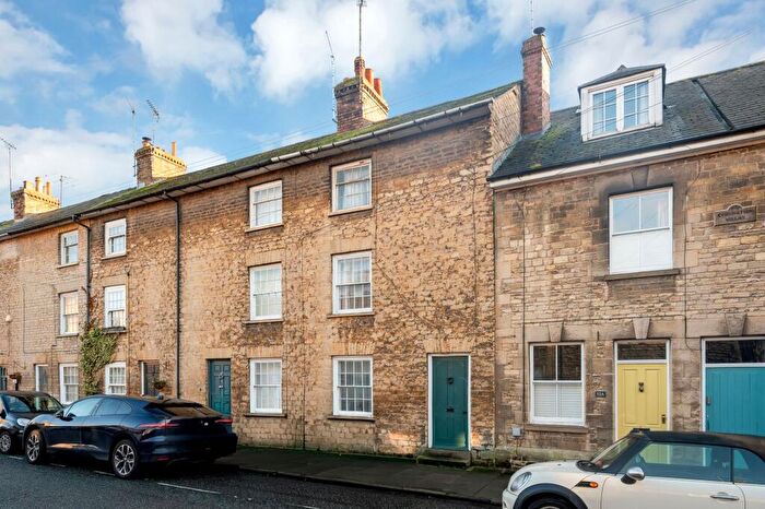 2 Bedroom Terraced House For Sale In St. Leonards Street, Stamford, PE9
