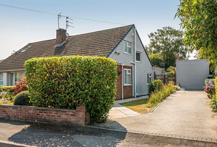 3 Bedroom Bungalow For Sale In Matford Close, Winterbourne, Bristol, Gloucestershire, BS36