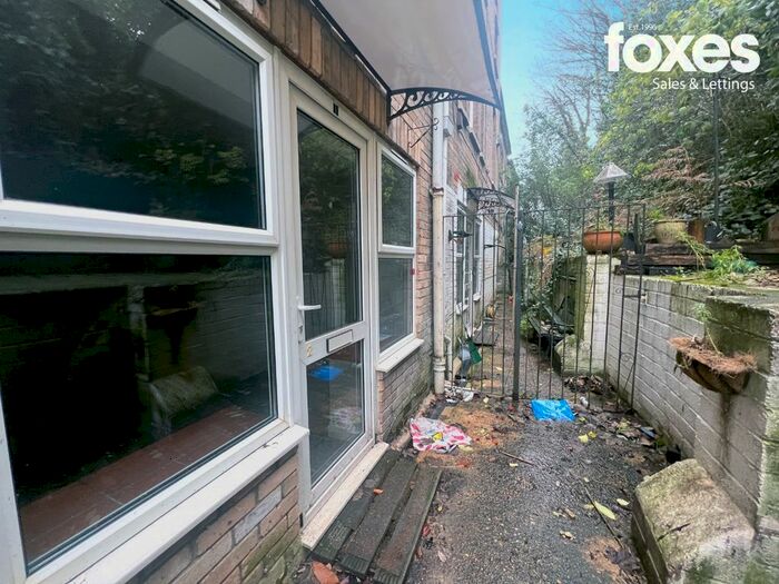 1 Bedroom Studio To Rent In Wootton Gardens, Bournemouth, BH1