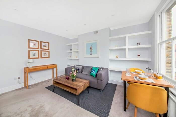 2 Bedroom Flat To Rent In Venner Road, Sydenham, SE26