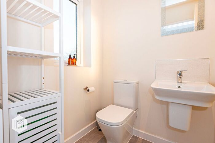 4 Bedroom Detached House For Sale In Oak Green Road, Lowton, Warrington, WA3
