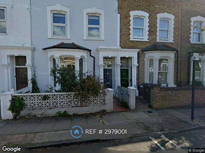 2 Bedroom Flat To Rent In London, London, N4