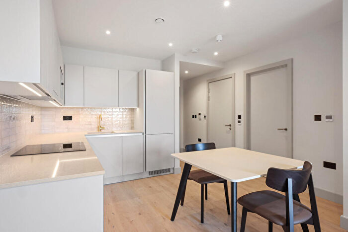 1 Bedroom Apartment To Rent In The Draper, Draycote House, Colindale, NW9