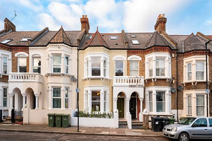 5 Bedroom Terraced House For Sale In Craster Road, London, SW2